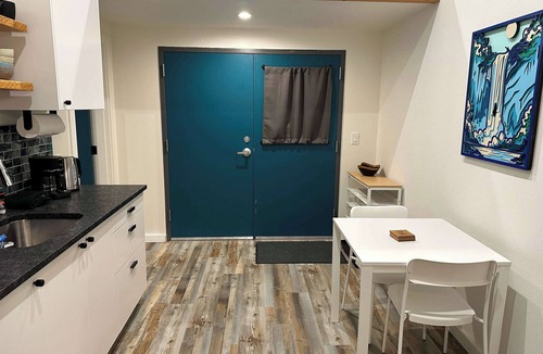White Salmon House | Modern Vibrant Tiny Home In Paradise