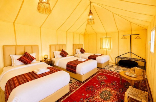 Lac Yasmins Bed & Breakfast | Moon Luxury Camp