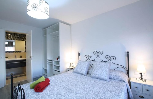 Collblanc y La Torrassa Apartment | Moontray Apartamentos Camp Nou
