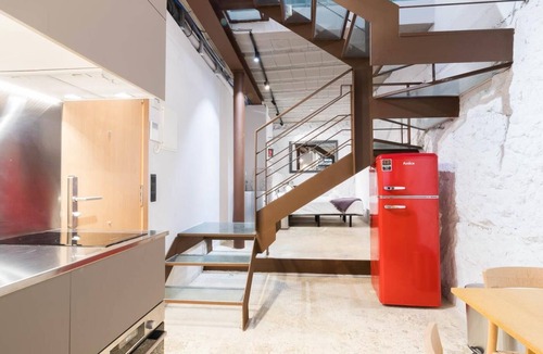 Sant Gervasi Apartment | My Space Barcelona Industrial Loft with Private Terrace in Sant Gervasi for 5