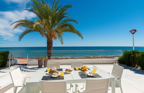 Els Arenals del Sol Hotel | Myflats Infinity View