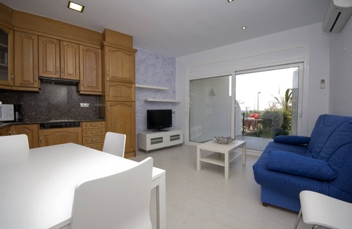 Santa Margarida Apartment | Nice apartment in front of the sea in Roses Inmosantos Oasis E3