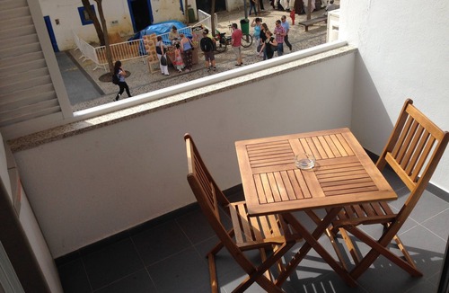 Calicos Apartment | OLD TOWN, Apt. 70m2 on Avenida da Liberdade, AIR CONDITIONING/SWIMMING POOL/FREE Wi-Fi