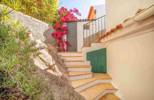 Malveira da Serra House | One haven with stunning views