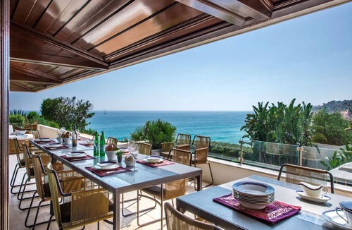 Olhos D'Agua Villa | Outstanding Algarve Villa | 8 Bedrooms | Villa Agua Grande Deluxe | SeaViews