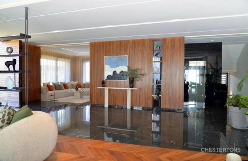 Racine Villa | Palatial Luxury Villa Corniche