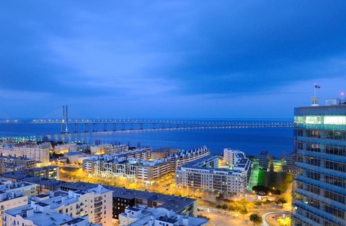 Parque das Nacoes Apartment | Panoramic Living