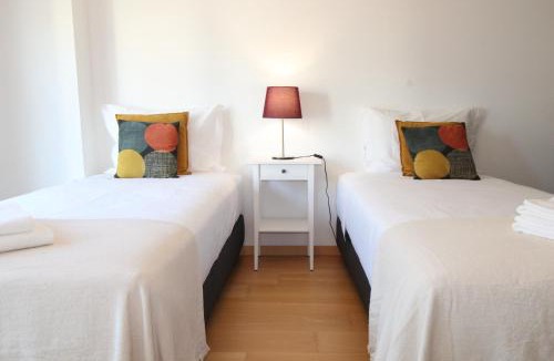 Parque das Nacoes Apartment | Parque das Nacoes River view ,free wifi