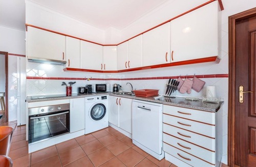 Figueiral Apartment | Peaceful 1 BDR Apartment W/Balcony by LovelyStay