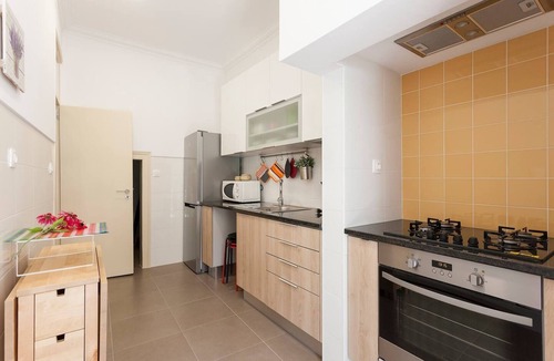 Lisbon Old Town Apartment | Private Garden Retreat in Historic Lisbon