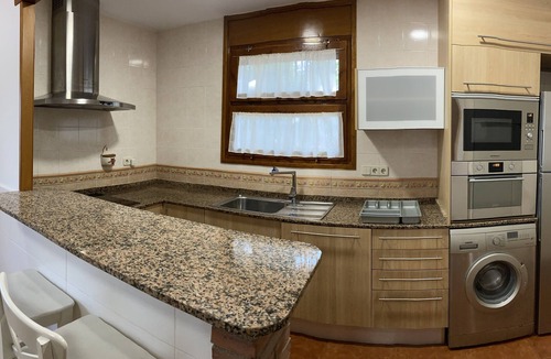 Bellvey Villa | Private pool near beach, playground, wifi and BBQ Calafell, El Vendrell