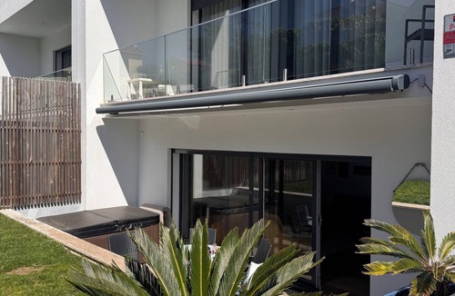 Bicesse House | Private Villa with Heated Pool, Jacuzzi & Garden | July–October Rental Cascais