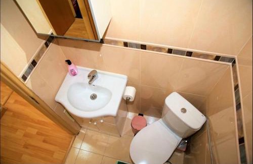 Alto do Pina House | Quarto com ar acondicionado