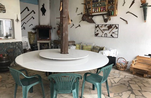 Loures House | Refúgio Saloio in Lousa-LRS