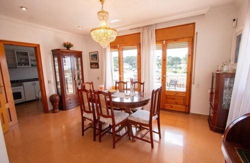 Sils Villa | Relaxing villa with private pool near Costa Brava