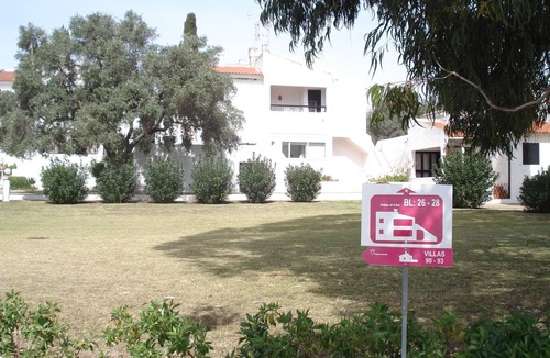 Santa Luzia Apartment | Remodeled Apt. in Pedras d'El Rei overlooking the Atlantic Ocean and Ria Formosa