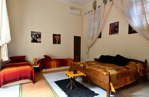 Meknes House | Rent a room in a riad for 3 people, including breakfast