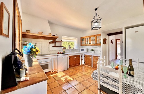 Fustera Villa | Rustic Mediterranean villa in Benissa for 8 people · Swimming pool with sun terrace and peaceful surroundings · Villa Mariposa