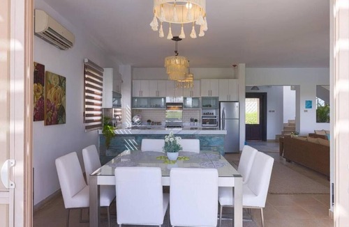 Ain Sokhna House | Safty Palm Oasis Private Pool with Golf View & 5 minutes away Beach Access