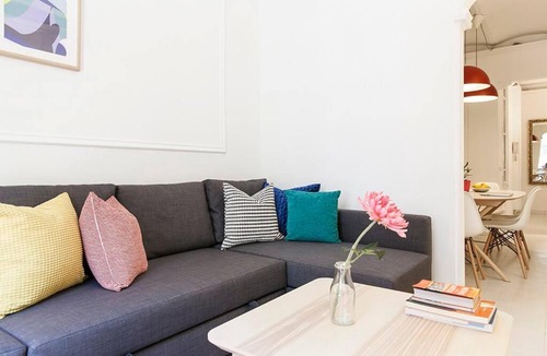 La Sagrada Familia Apartment | Sagrada Familia ART Apt By MyRentalHost
