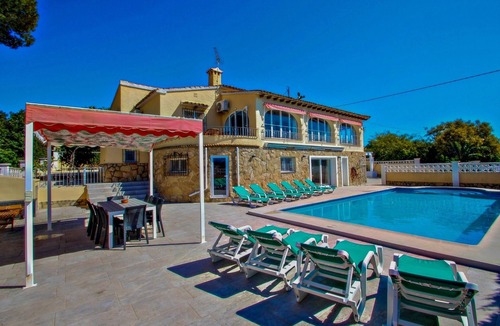 Fanadix Villa | Samina - holiday home with stunning views and private pool in Benissa