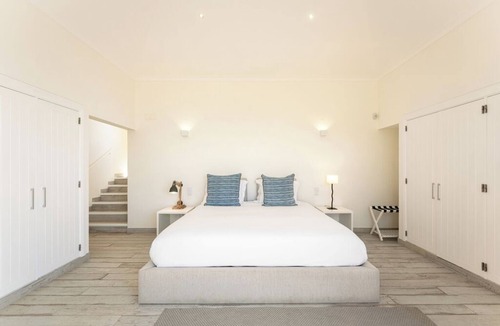 Lagos Hotel | Seaside Retreat Suite Perfect for Couples Enjoying Time in Nature – Algarve