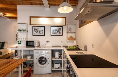 Caparica Apartment | Secret Riverside Studio in Porto Brandão