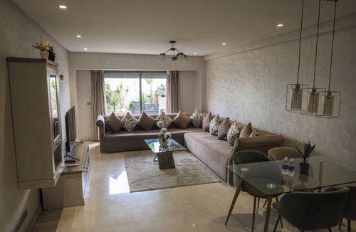 Casablanca Apartment | Serenity Apartment: Self Check in, Tramway, Garage,wifi