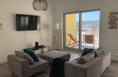 Santiago Apartment | Sesimbra by the sea