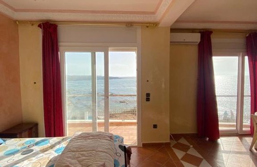 Sidi Bouzid Villa | Sidi Bouzid: Duplex avec vue sur atlantique