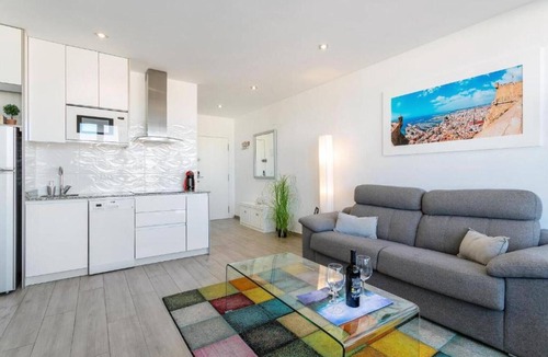 Ensanche Diputacion Apartment | Sky Suites Alicante - 1bedroom apartment in a 28th floor