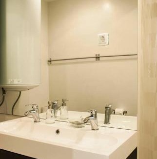 Sacramento Apartment | Spacious and Modern Apartment in the Center of Chiado