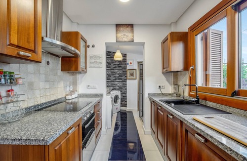 Caserio Los Tarquinos Villa | SPECIAL-OFFER LuxuriousVilla, Baños y Mendigo, Spain-Perfect for Families&Groups