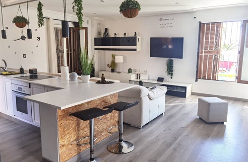 Finestrat Villa | STAG and HENDO 25 pax HAREWES AND LARGE GROUPS 25 people