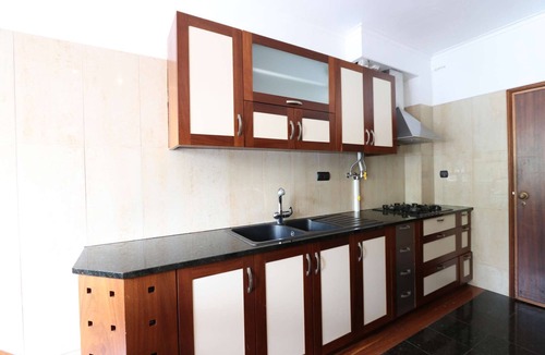 Alfornelos Apartment | Stay in a spacious 3-bedroom apartment just a 4-min walk from metro, Blue Line.