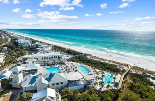 Beach District Apartment | Steps to Beach Club, Multi-Level WaterColor Condo, Slps 4, Perfect Location! condo