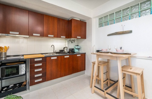 Burgau Apartment | Studio Sardinha - 1 min walk to beach.