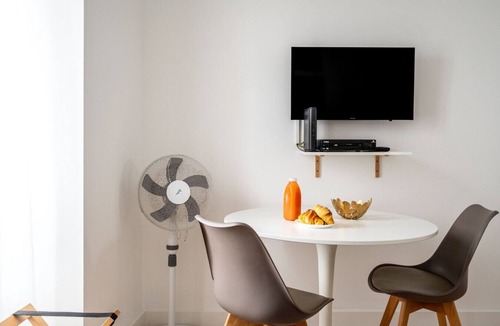 Sao Cristovao e Sao Lourenco Apartment | Studio with Stunning Views to river and old town by Lisbeyond