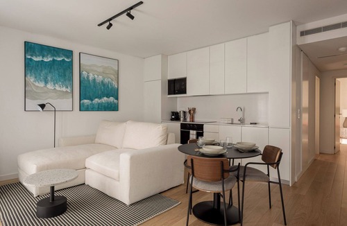 Sao Bento Apartment | Stylish 2BR Retreat in Prime São Bento
