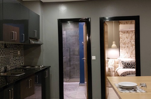 Gauthier Apartment | SuiteLoc Apparthotel