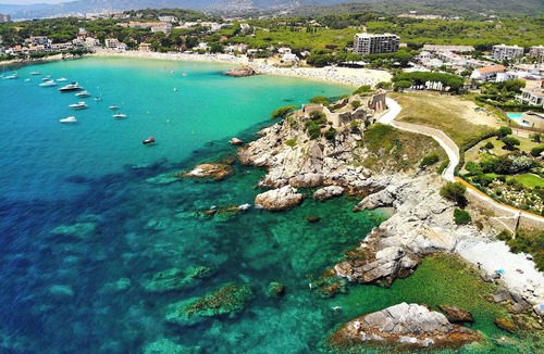 Palamos Boat Rental | Sun-Kissed Sailing Adventure in Cataluña