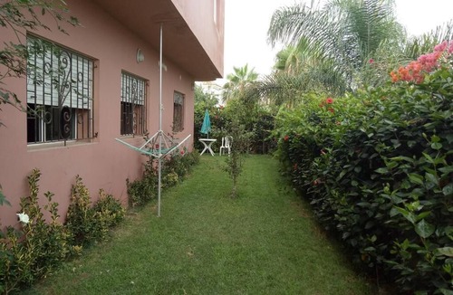 Sidi Bouzid House | Sunny duplex with garden in gated community