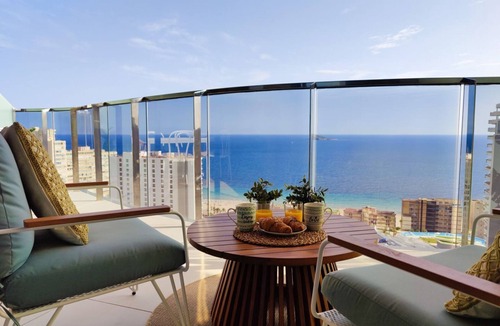 Benidorm Apartment | SUNSET WAVES fresh apartments