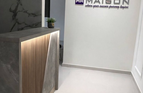 Beirut Apartment | Superb 3-bedroom apartment with 24/7 electricity in vibrant Beirut for up to 7