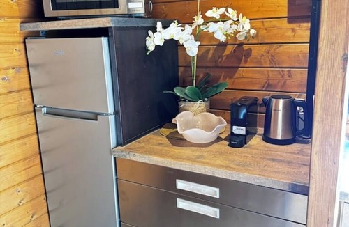 Santarem Cabin | The Bungalow - Heated Pool and Air-Conditioning | Quinta da BellaVista
