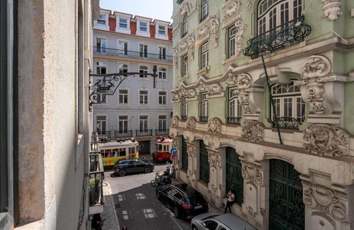 Santa Maria Maior Apartment | The Crucifixo Collection - Grand