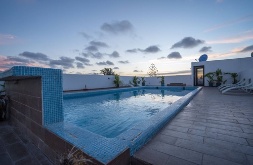 Casablanca Apartment | The Mask - 2 Bedrooms with rooftop swimming pool