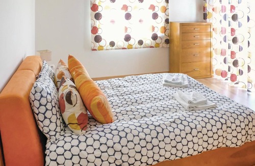 Atalaia House | This comfortable, modern vacation villa is ideal for families with children.