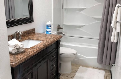 Turnagain House | Turnagain inn