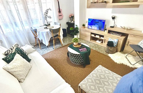 Alicante City Centre Apartment | Very centrally located apartment, close to everything, beach, port, restaurants, stores, etc.